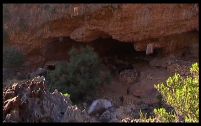 Large-Grotte